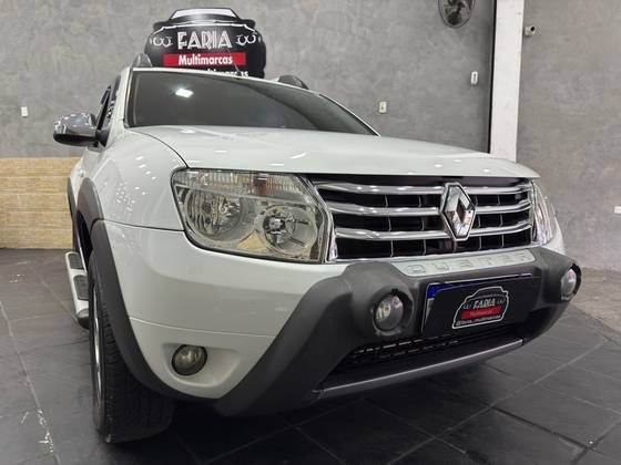 RENAULT DUSTER 2015