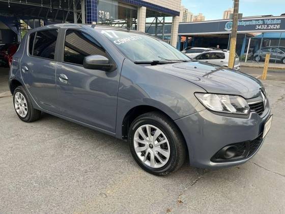 RENAULT SANDERO 2017