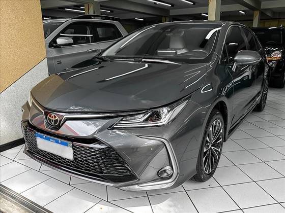 TOYOTA COROLLA 2024