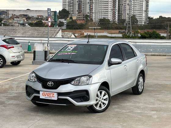 TOYOTA ETIOS 2019