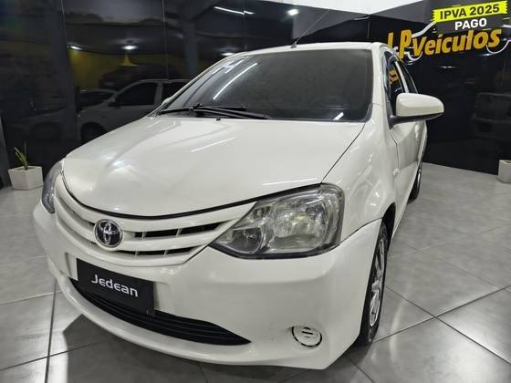 TOYOTA ETIOS 2014