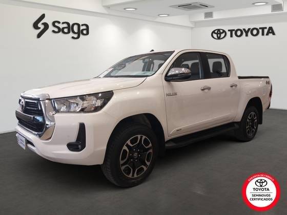 TOYOTA HILUX 2024