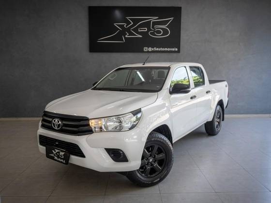 TOYOTA HILUX 2020