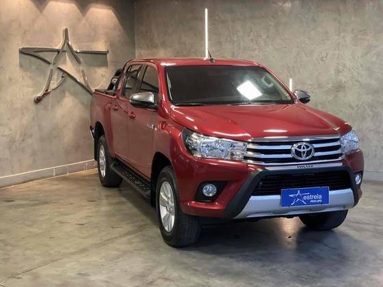 TOYOTA HILUX 2018