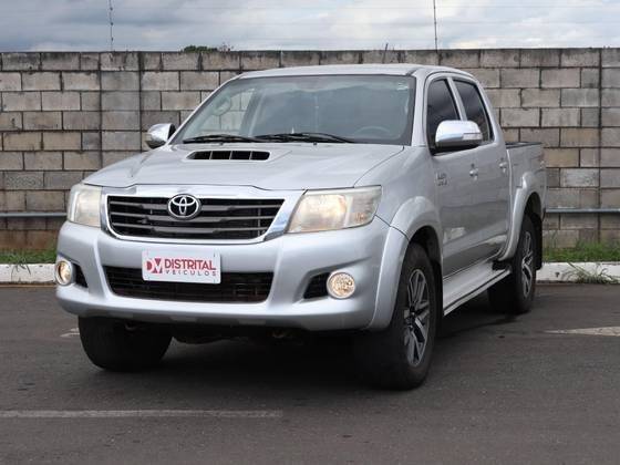 TOYOTA HILUX 2014