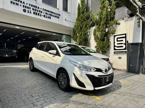 TOYOTA YARIS 2022