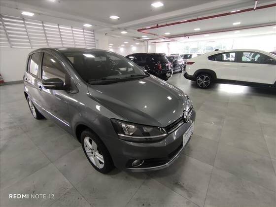 VOLKSWAGEN FOX 2016