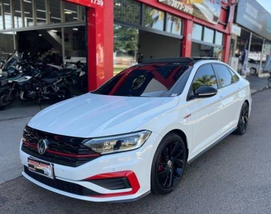 VOLKSWAGEN JETTA 2020