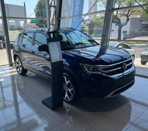 VOLKSWAGEN TAOS 2025