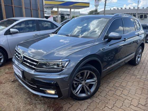 VOLKSWAGEN TIGUAN 2020