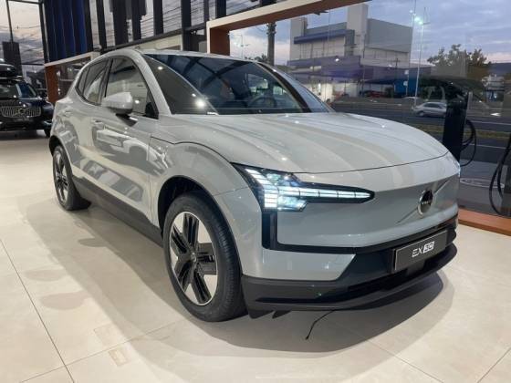 VOLVO EX30 2024