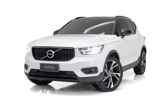 VOLVO XC40 2019
