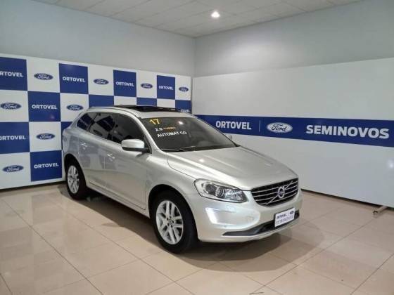 VOLVO XC60 2017
