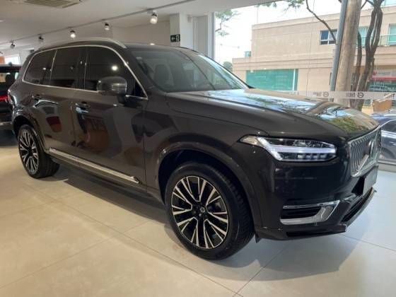 VOLVO XC90 2025
