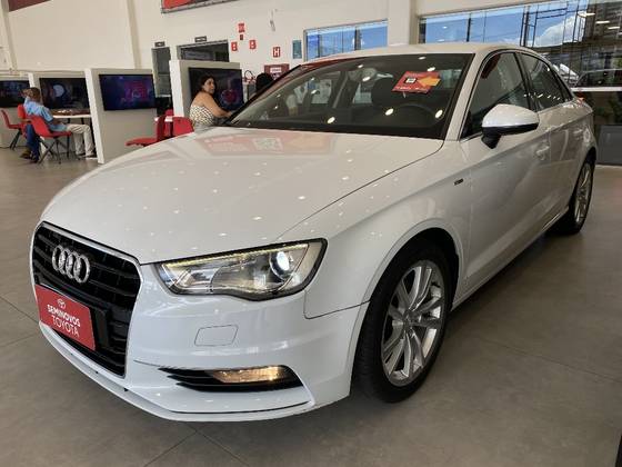 AUDI A3 2016
