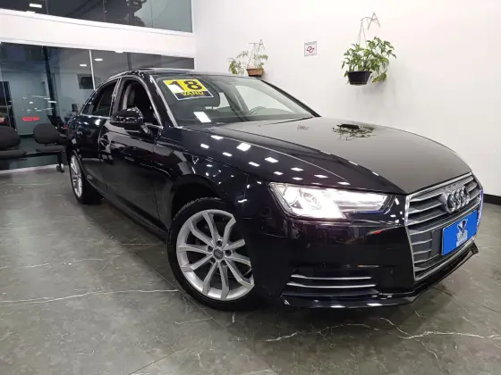 AUDI A4 2018