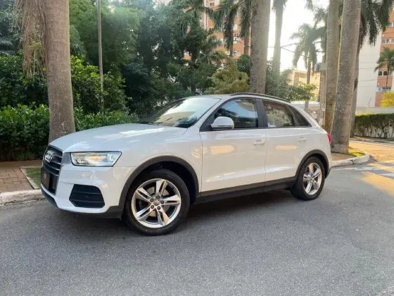 AUDI Q3 2017