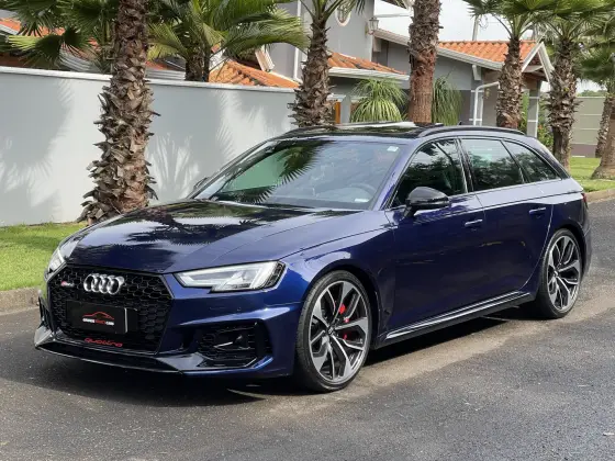 AUDI RS4 2019