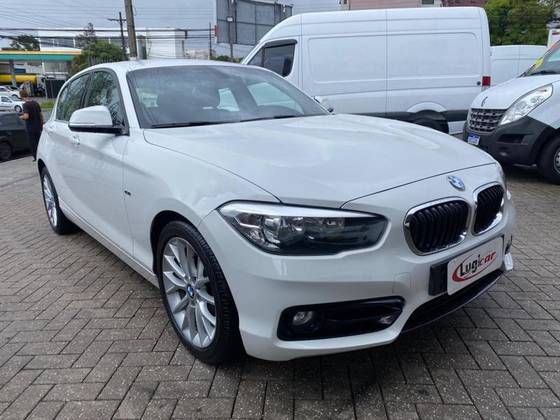 BMW 120i 2016