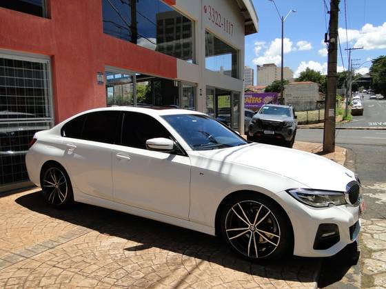 BMW 320i 2020