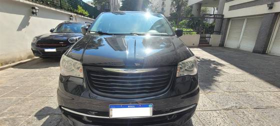 CHRYSLER TOWN & COUNTRY 2012