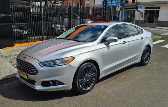 FORD FUSION 2013