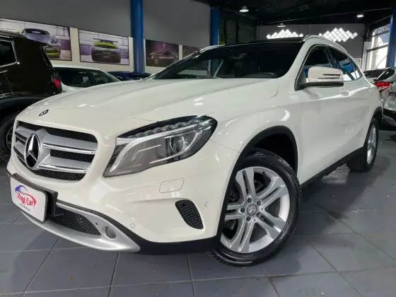 MERCEDES-BENZ GLA 250 2016