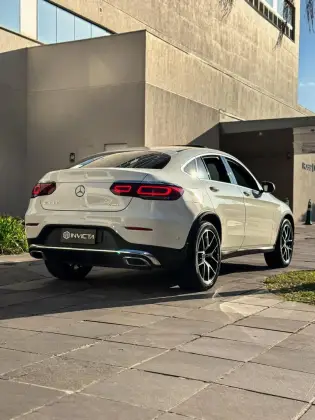 MERCEDES-BENZ GLC 300 2023