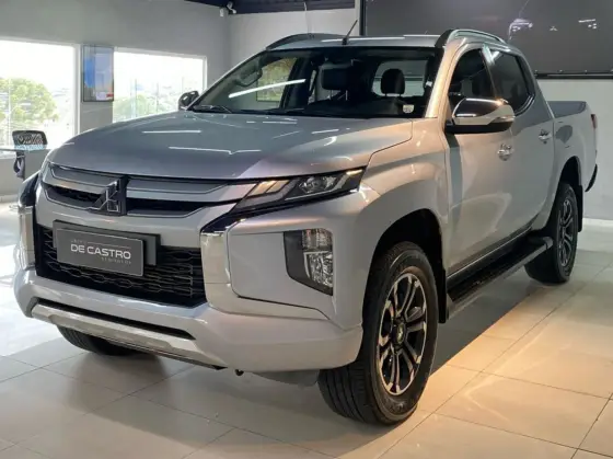 MITSUBISHI L200 TRITON 2023