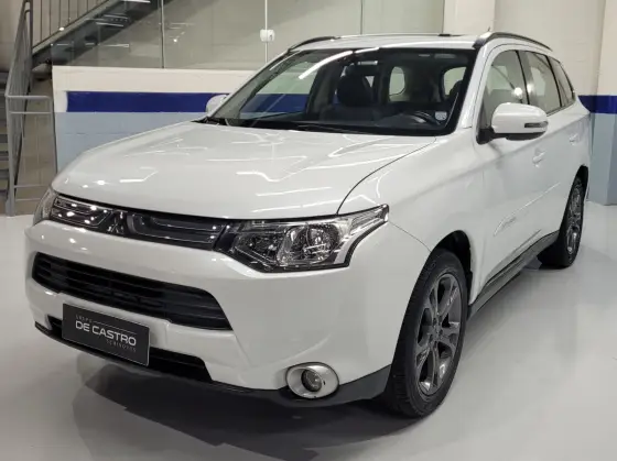 MITSUBISHI OUTLANDER 2014