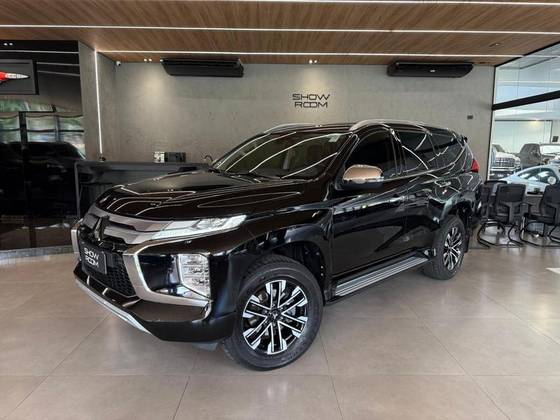 MITSUBISHI PAJERO SPORT 2024