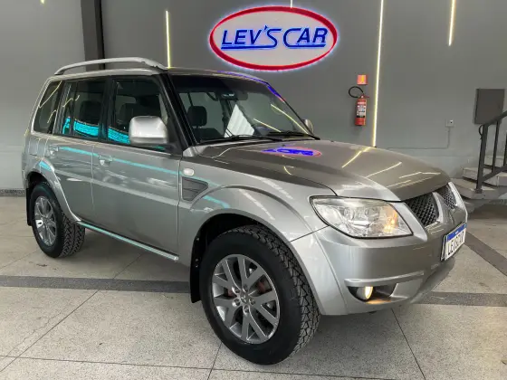 MITSUBISHI PAJERO TR4 2013