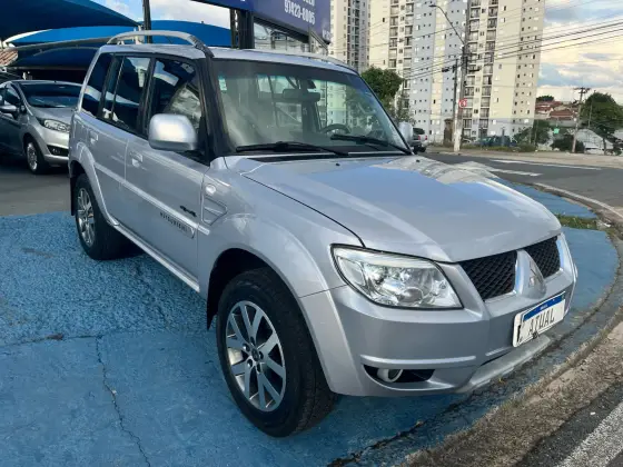MITSUBISHI PAJERO TR4 2014