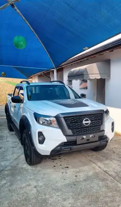 NISSAN FRONTIER 2025