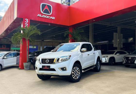 NISSAN FRONTIER 2021