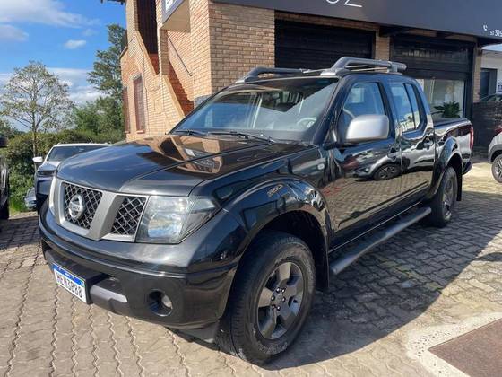 NISSAN FRONTIER 2012