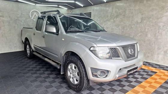 NISSAN FRONTIER 2015