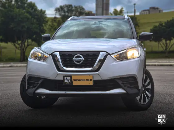 NISSAN KICKS 2018