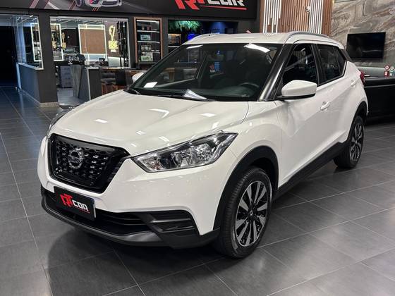 NISSAN KICKS 2020