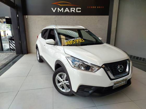 NISSAN KICKS 2019