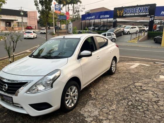 NISSAN VERSA 2018