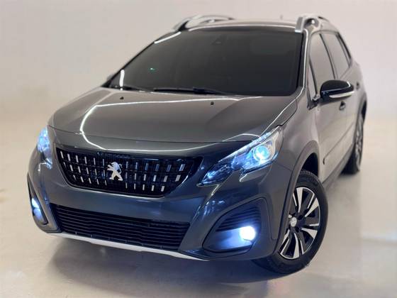 PEUGEOT 2008 2023