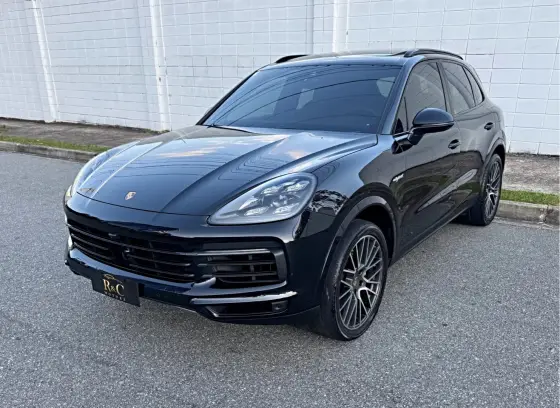 PORSCHE CAYENNE 2020