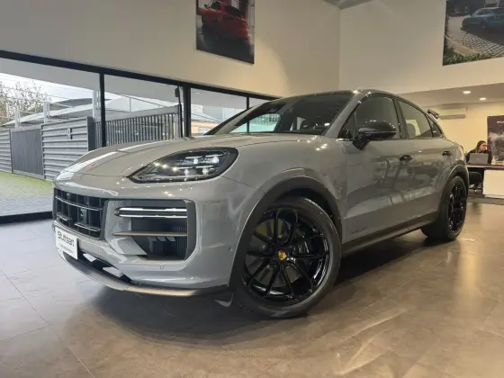 PORSCHE CAYENNE 2025