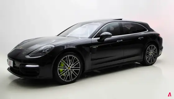 PORSCHE PANAMERA 2023