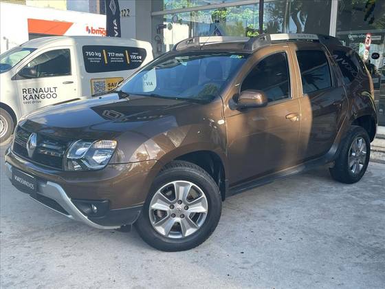 RENAULT DUSTER 2019