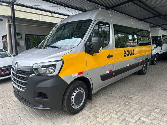 RENAULT MASTER 2025