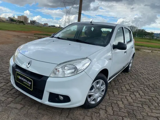 RENAULT SANDERO 2013