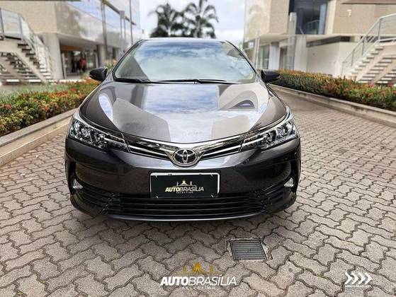TOYOTA COROLLA 2018