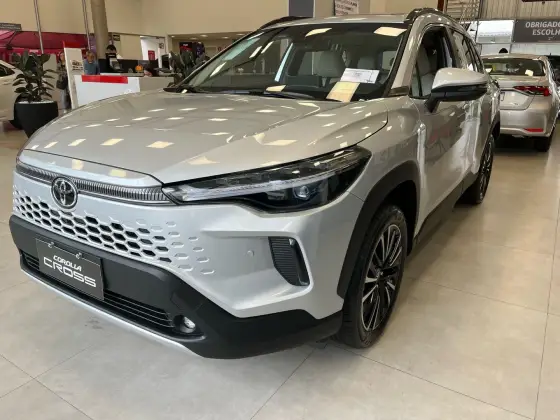 TOYOTA COROLLA CROSS 2026